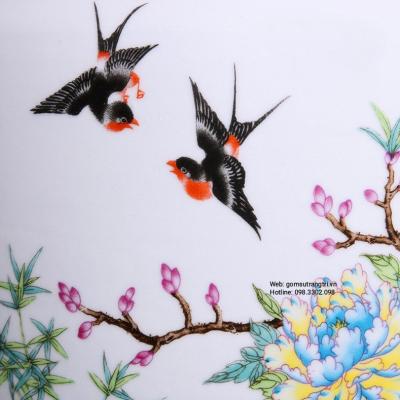 BÌNH SỨ HOẠ TIẾT TỨ QUÝ NGHÊNH XUÂN